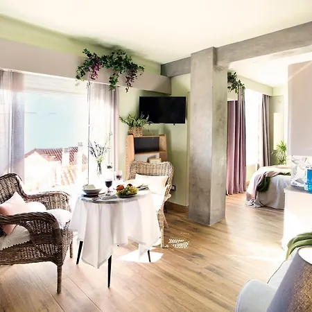 Estudios En Ciudad Apartment